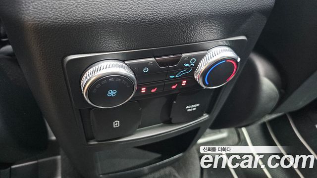Ford Explorer (VI) 2.3 LimIted 4WD 2020 — фото 23