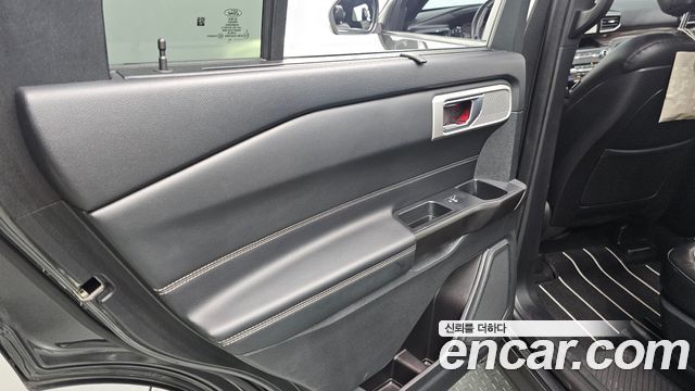 Ford Explorer (VI) 2.3 LimIted 4WD 2020 — фото 31