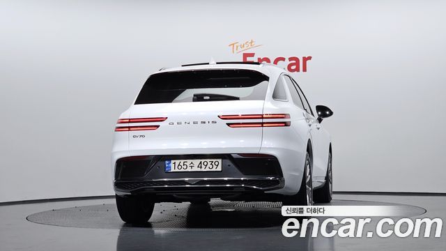 Genesis GV70 2.5T Gasoline 2WD 2025 — фото 4