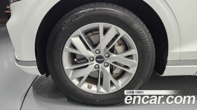 Genesis GV70 2.5T Gasoline 2WD 2025 — фото 5