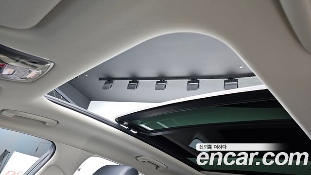 Genesis GV70 2.5T Gasoline 2WD 2025 — фото 30