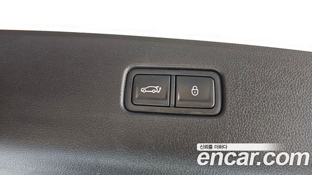 Genesis GV70 2.5T Gasoline 2WD 2025 — фото 36