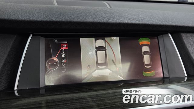 BMW 5 Series GT (F07) GT 30d xDrive 2016 — фото 14
