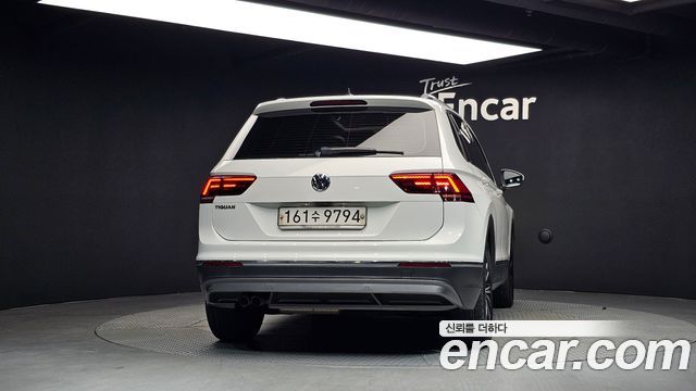 Volkswagen Tiguan (II) 2.0 TDI Prestige 2020 — фото 4