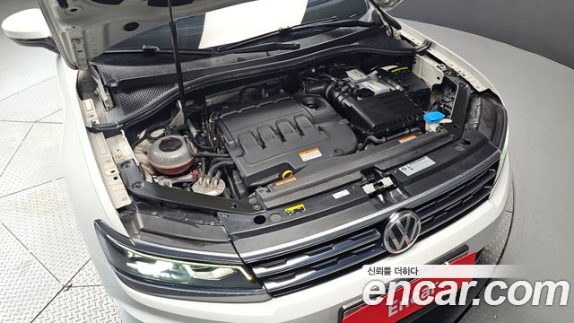 Volkswagen Tiguan (II) 2.0 TDI Prestige 2020 — фото 6