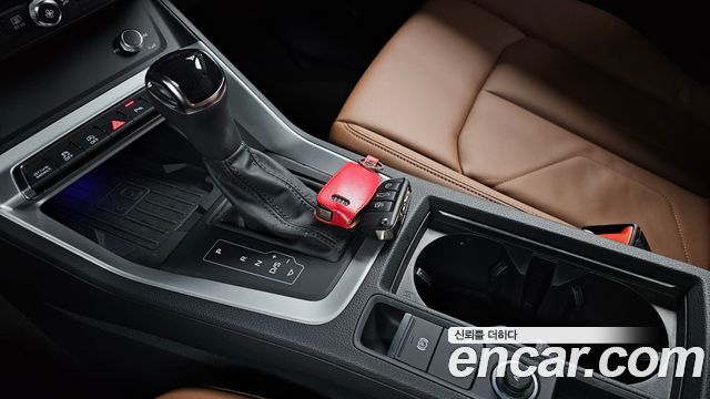 Audi Q3 (F3) 40 TFSI Quattro Premium 2025 — фото 9