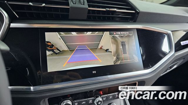 Audi Q3 (F3) 40 TFSI Quattro Premium 2025 — фото 15