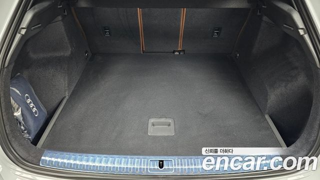 Audi Q3 (F3) 40 TFSI Quattro Premium 2025 — фото 18