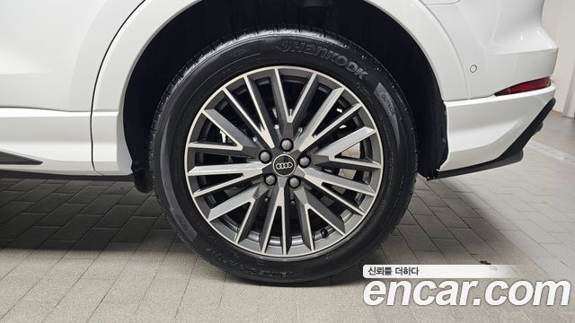 Audi Q3 (F3) 40 TFSI Quattro Premium 2025 — фото 21