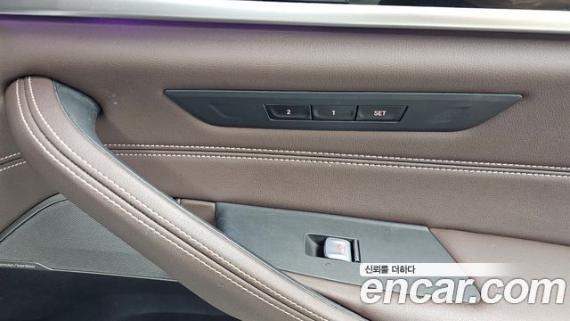 BMW 5 Series (G30) 530i xDrive M Sport Package 2023 — фото 27