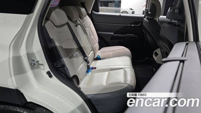 KG Mobility (SsangYong) Torres EVX E7 2024 — фото 11