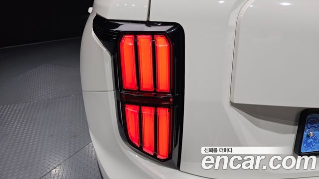KG Mobility (SsangYong) Torres EVX E7 2024 — фото 23