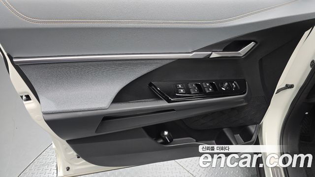 KG Mobility (SsangYong) Torres EVX E7 2024 — фото 25