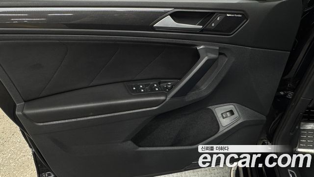 Volkswagen Tiguan (II) 2.0 TDI 4Motion Prestige 2020 — фото 10