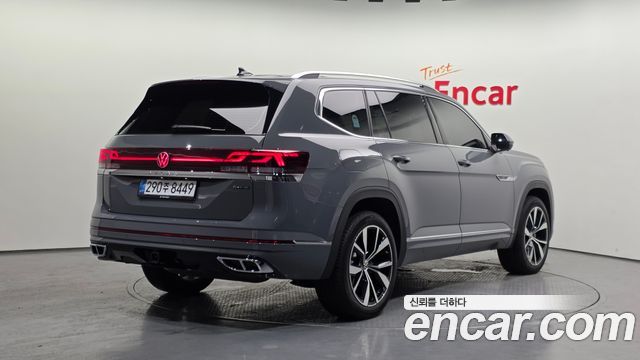 Volkswagen Atlas 2.0 TSI R-LINE 7-Seater 2025 — фото 2