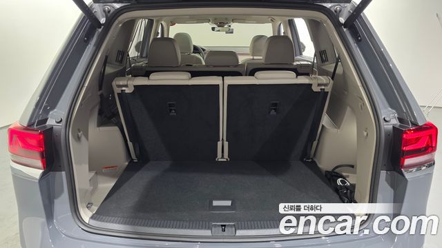 Volkswagen Atlas 2.0 TSI R-LINE 7-Seater 2025 — фото 20