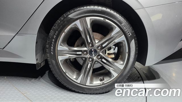 Kia K5 (III) 2.0 Prestige 2023 — фото 21