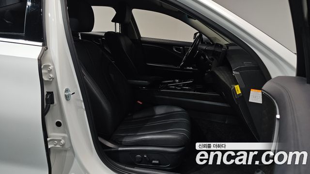 Kia K8 Hybrid Noblesse Lite 2022 — фото 12
