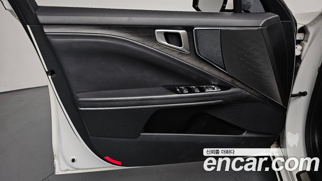 Kia K8 Hybrid Noblesse Lite 2022 — фото 24