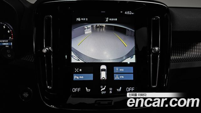 Volvo XC40 T4 R-Design 2019 — фото 19