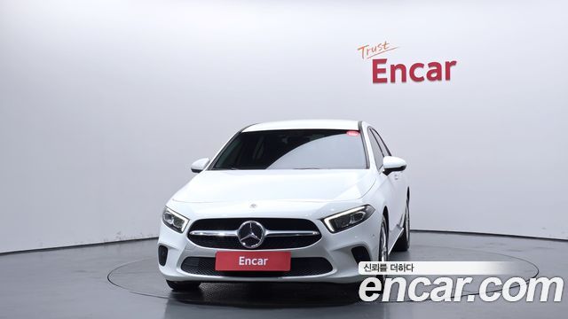 Mercedes-Benz A-Class (W177) A220 Sedan 2020 — фото 3