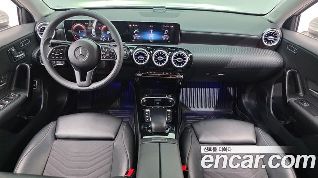 Mercedes-Benz A-Class (W177) A220 Sedan 2020 — фото 7