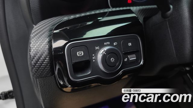 Mercedes-Benz A-Class (W177) A220 Sedan 2020 — фото 17