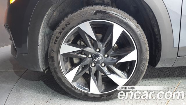 Kia Seltos Gasoline 1.6 Turbo 4WD Signature 2022 — фото 5