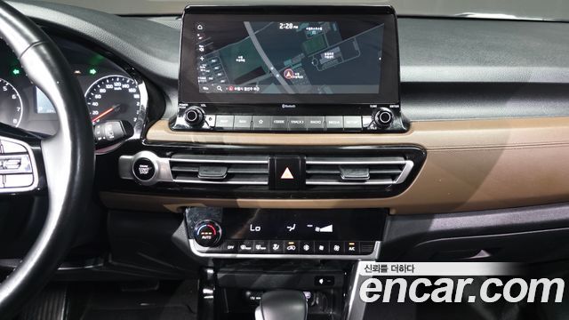 Kia Seltos Gasoline 1.6 Turbo 4WD Signature 2022 — фото 13