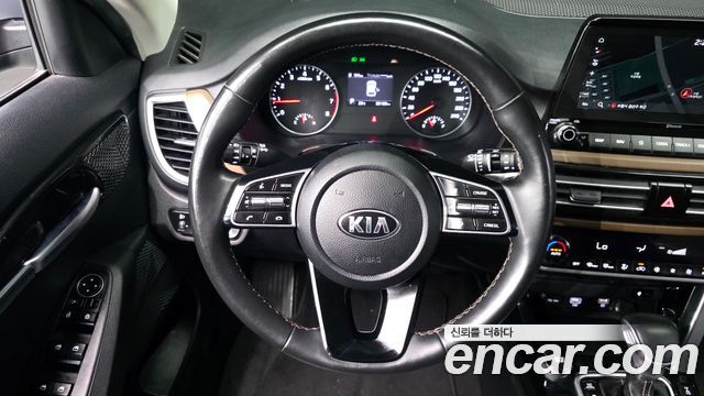 Kia Seltos Gasoline 1.6 Turbo 4WD Signature 2022 — фото 14