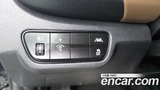 Kia Seltos Gasoline 1.6 Turbo 4WD Signature 2022 — фото 18