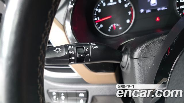 Kia Seltos Gasoline 1.6 Turbo 4WD Signature 2022 — фото 19