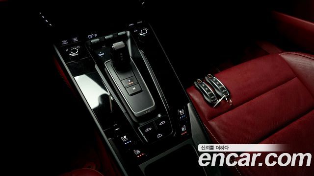 Porsche 911 (992) Carrera 4 GTS Cabriolet 2024 — фото 9