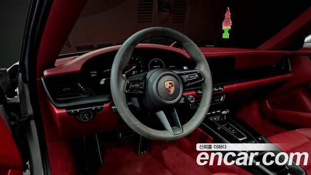 Porsche 911 (992) Carrera 4 GTS Cabriolet 2024 — фото 13