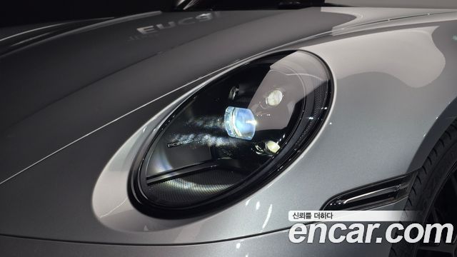 Porsche 911 (992) Carrera 4 GTS Cabriolet 2024 — фото 22