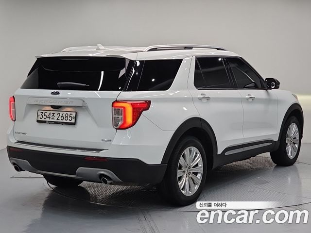 Ford Explorer (VI) 2.3 LimIted 4WD 2020 — фото 4