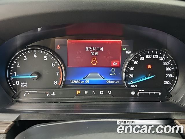 Ford Explorer (VI) 2.3 LimIted 4WD 2020 — фото 8