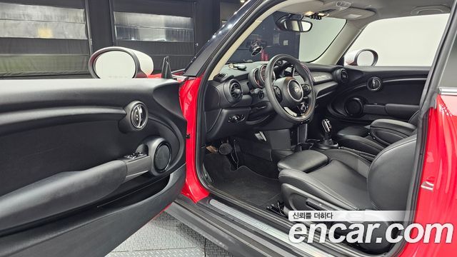 MINI Cooper Standard Third Generation 2020 — фото 10