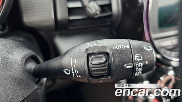 MINI Cooper Standard Third Generation 2020 — фото 17