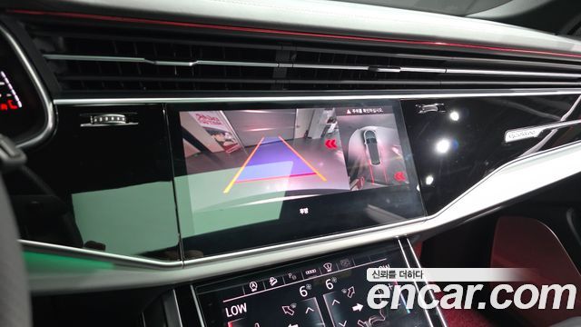 Audi Q8 (4M) 55 TFSI Quattro Premium 2023 — фото 15