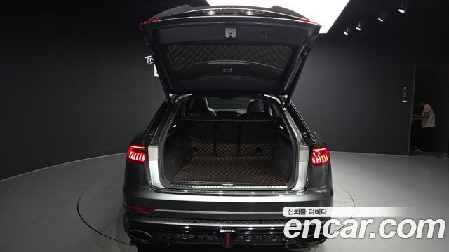 Audi Q8 (4M) 55 TFSI Quattro Premium 2023 — фото 20