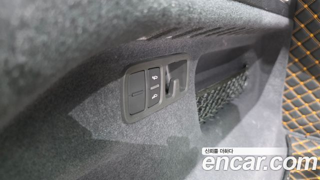 Audi Q8 (4M) 55 TFSI Quattro Premium 2023 — фото 26