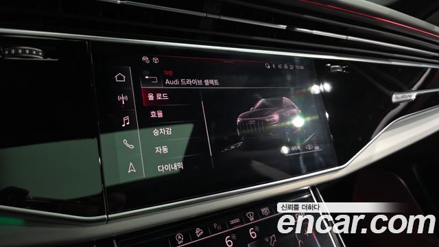 Audi Q8 (4M) 55 TFSI Quattro Premium 2023 — фото 33