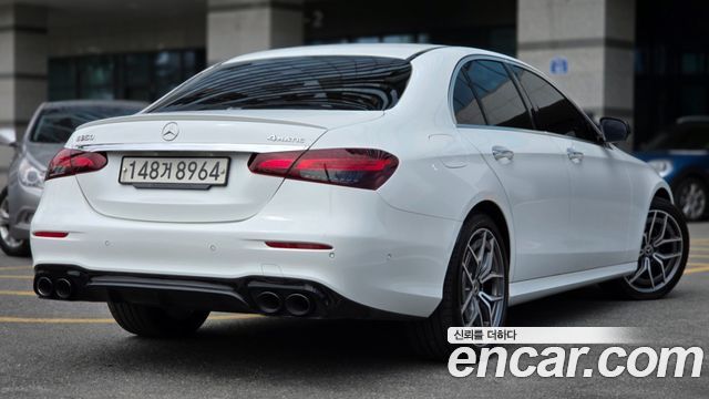 Mercedes-Benz E-Class (W213) E220d 4MATIC AMG Line 2022 — фото 4