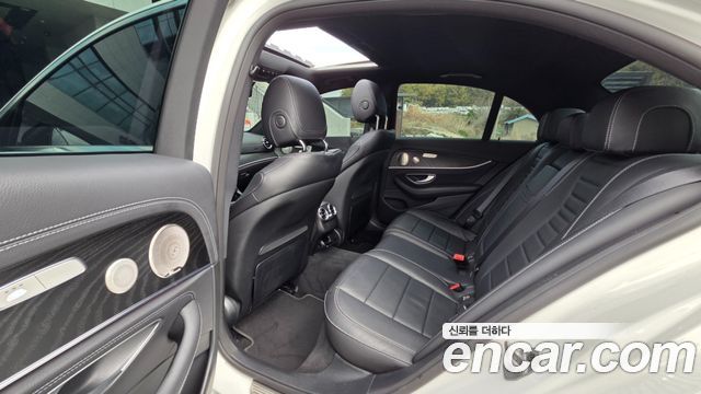 Mercedes-Benz E-Class (W213) E220d 4MATIC AMG Line 2022 — фото 22
