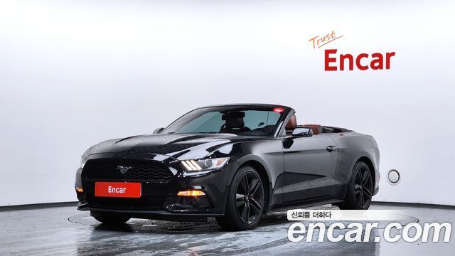 Ford Mustang Convertible