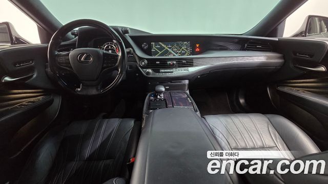 Lexus LS500 (V) 3.5 Luxury AWD 2018 — фото 7