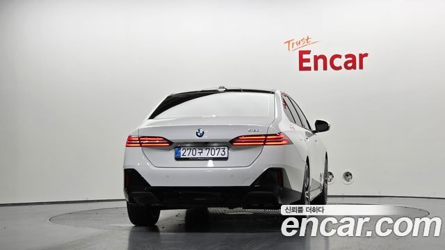 BMW 5 Series (G60) 520i M Sport 2026 — фото 4