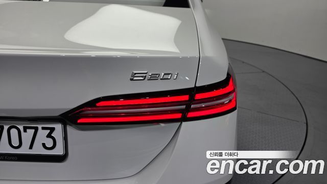 BMW 5 Series (G60) 520i M Sport 2026 — фото 23