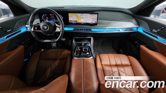 BMW 7 Series (G70) 740i sDrive Design Pure Excellence 2023 — фото 7